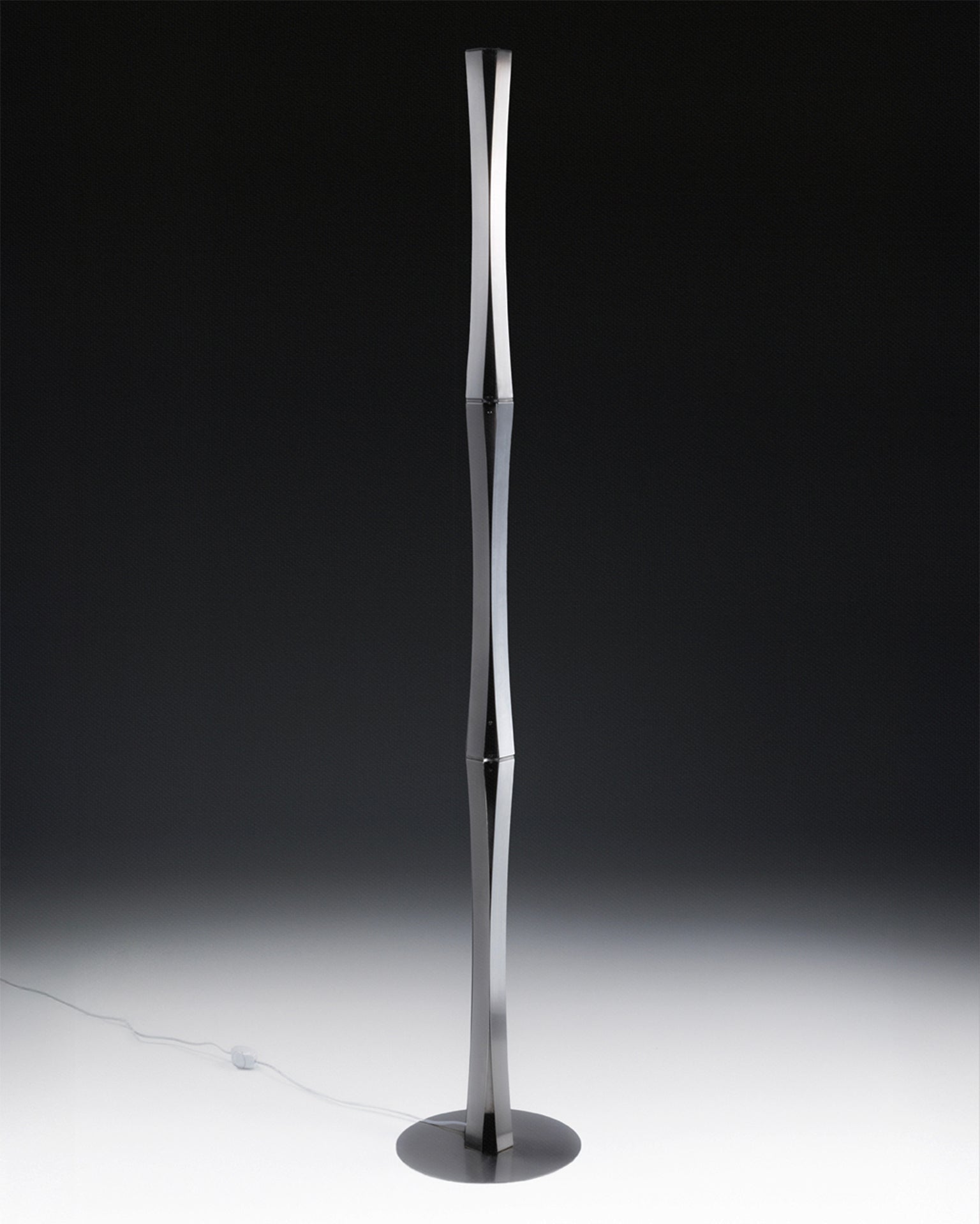 Mo_&_A Bamboo Floor Lamp